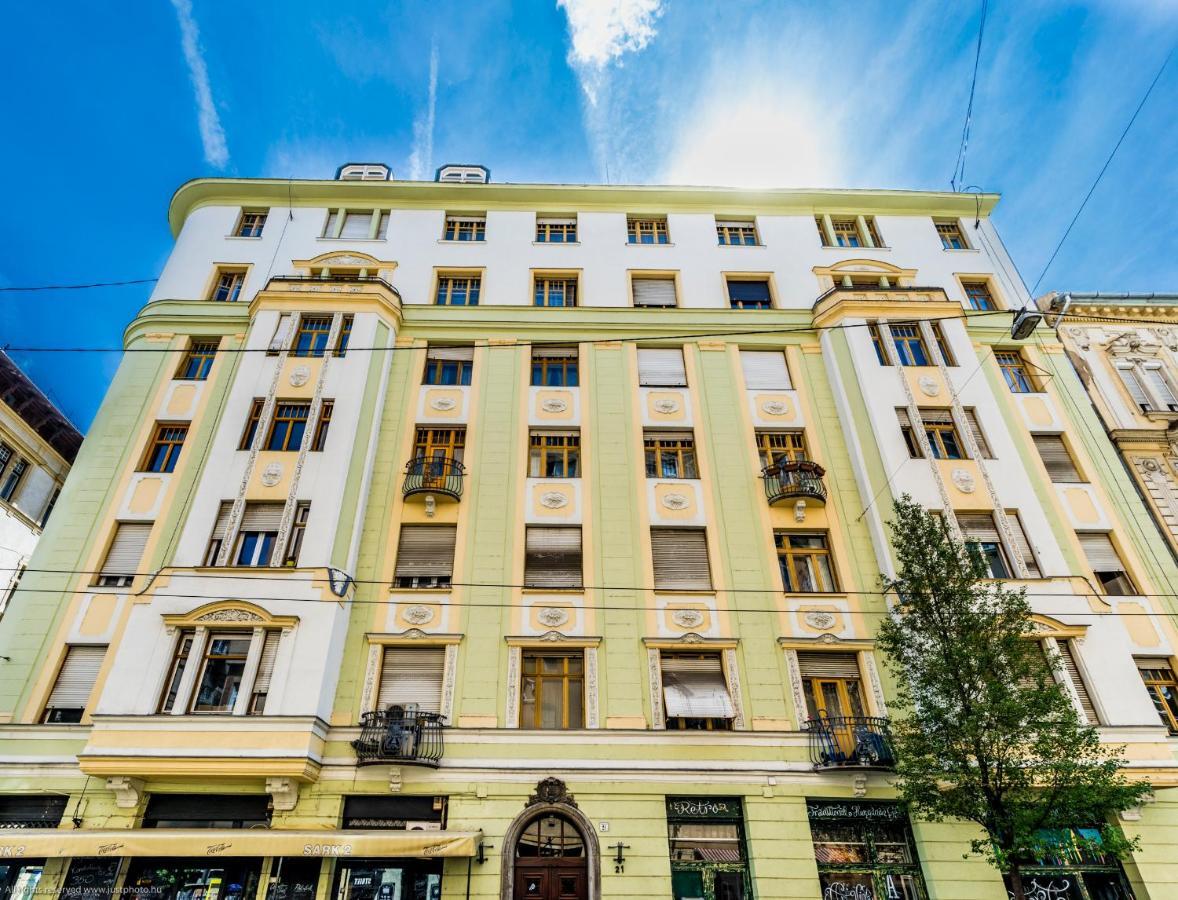 Bpr W21 Retro Home With Balcony Будапешт Экстерьер фото